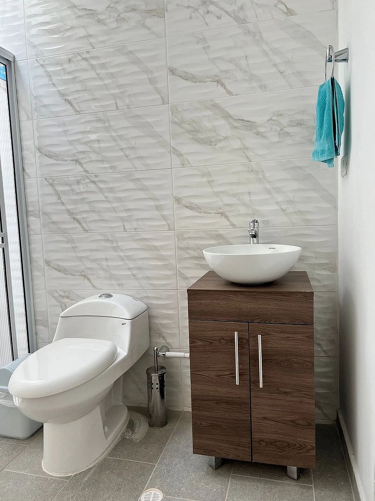 Apto 2 hab. y 3 baños junto a la U. Andina, Valledupar