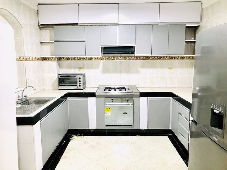 Apartamento acogedor cerca del Parque Garupal