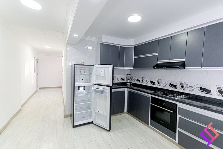 2BR apartment with Coliseum view, Garupal