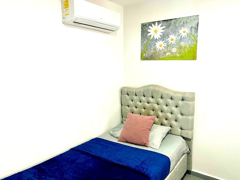Apartment in Bari II building by U. Andina | Valledupar