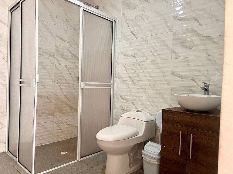 Apto 2 hab. y 3 baños junto a la U. Andina, Valledupar
