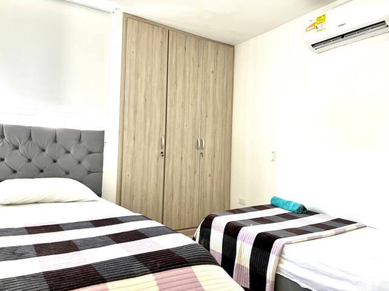 Apto 2 hab. y 3 baños junto a la U. Andina, Valledupar