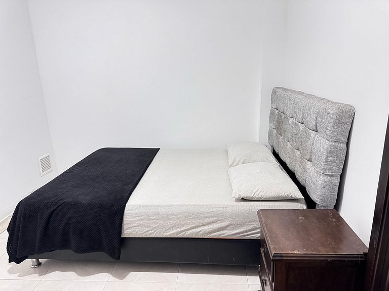 Apartamento acogedor cerca del Parque Garupal