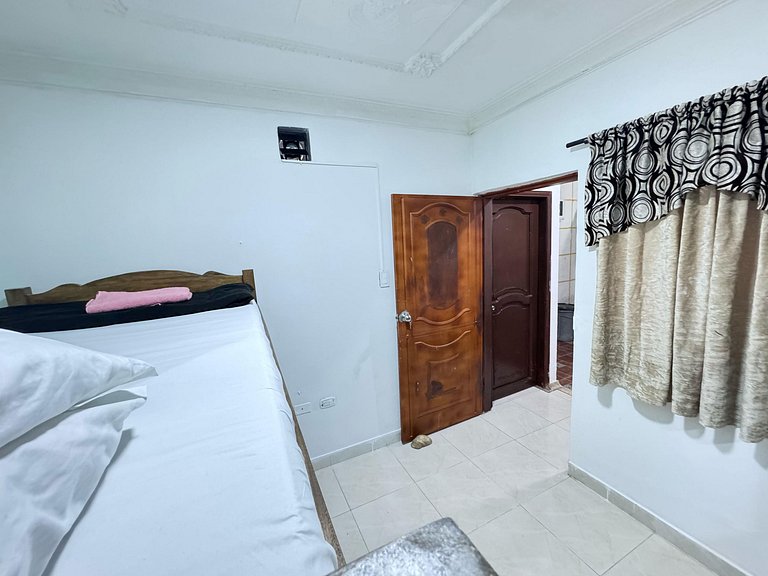 Apto 2 quartos com pátio, Garupal