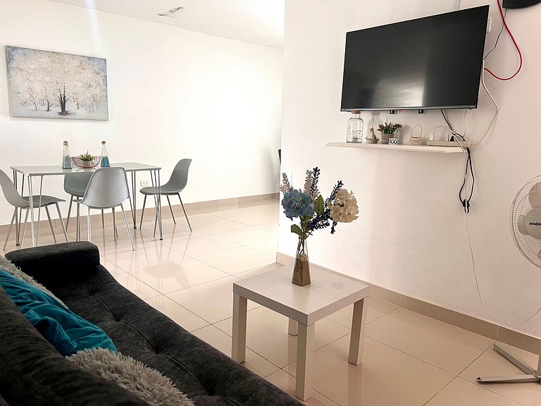 Apto 2 hab. y 3 baños junto a la U. Andina, Valledupar