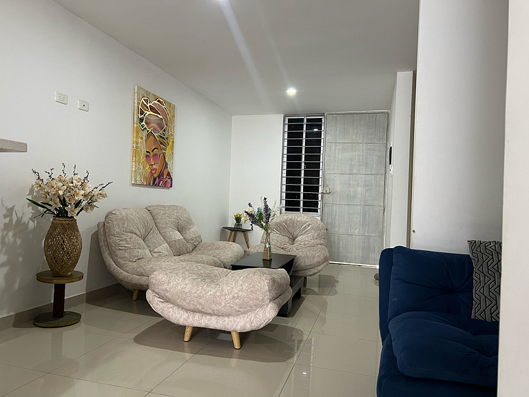 Apto mobiliado ao lado da U. Andina, Valledupar | DIGS