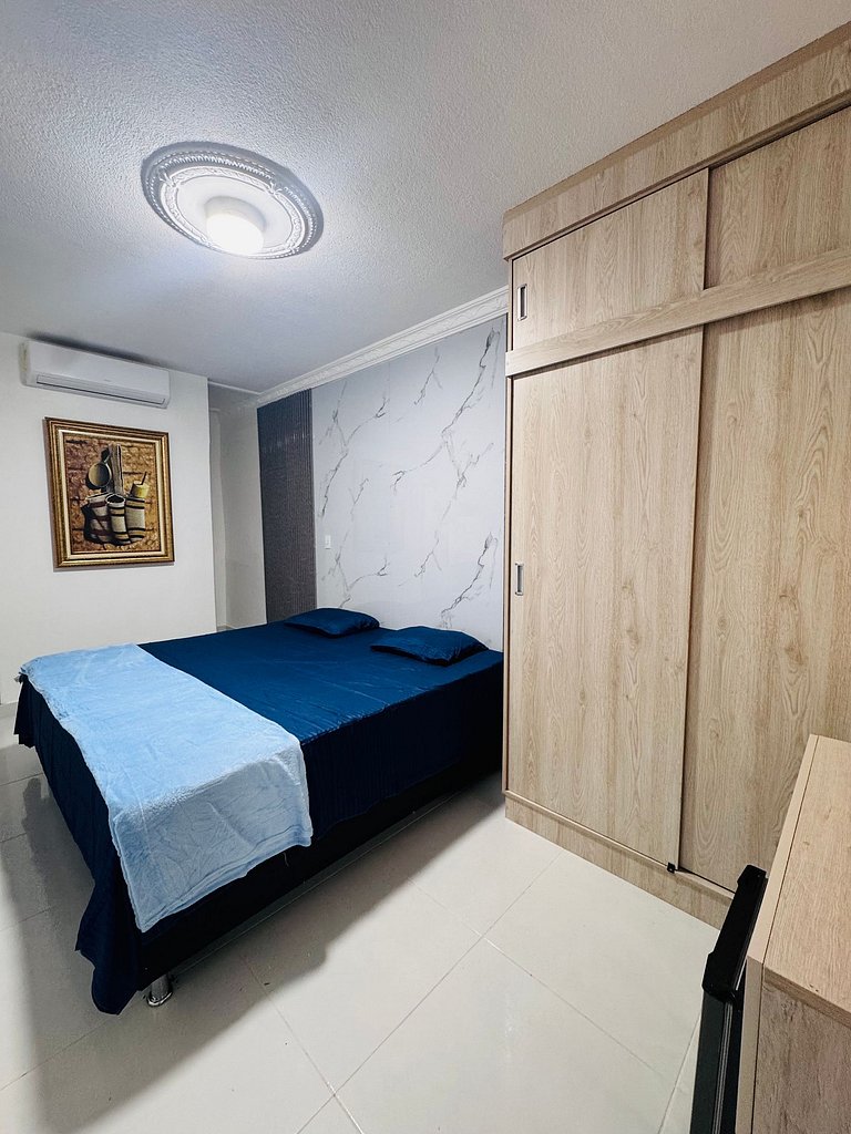 Habitación privada con baño y cama king, Valledupar | DIGS