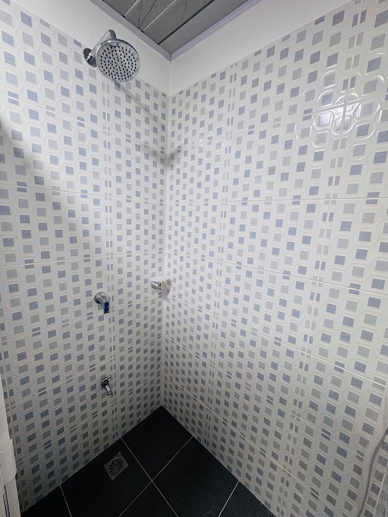 Habitación privada con baño y cama king, Valledupar | DIGS